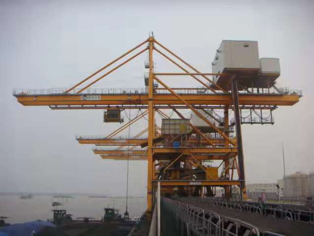 Ship Unloader